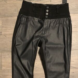 Chic High Rise Black pleather Jeans